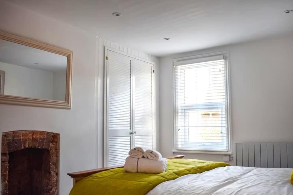 Beautiful Renovated Cottage In Mersham Ashford Kent Exteriör bild